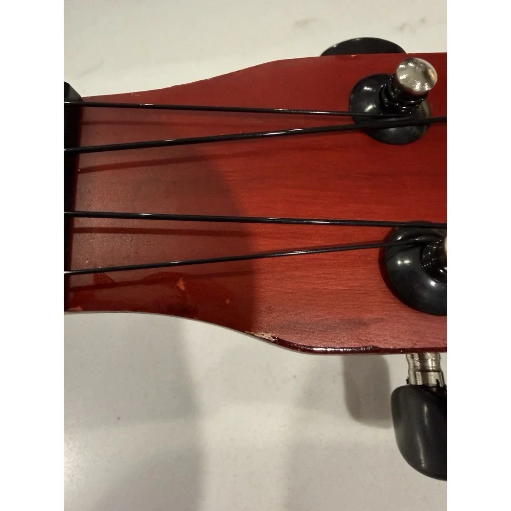 Amahi Ukulele W/ Bag Hinkler Uke'n Play Sunburst finish dark reddish-brown